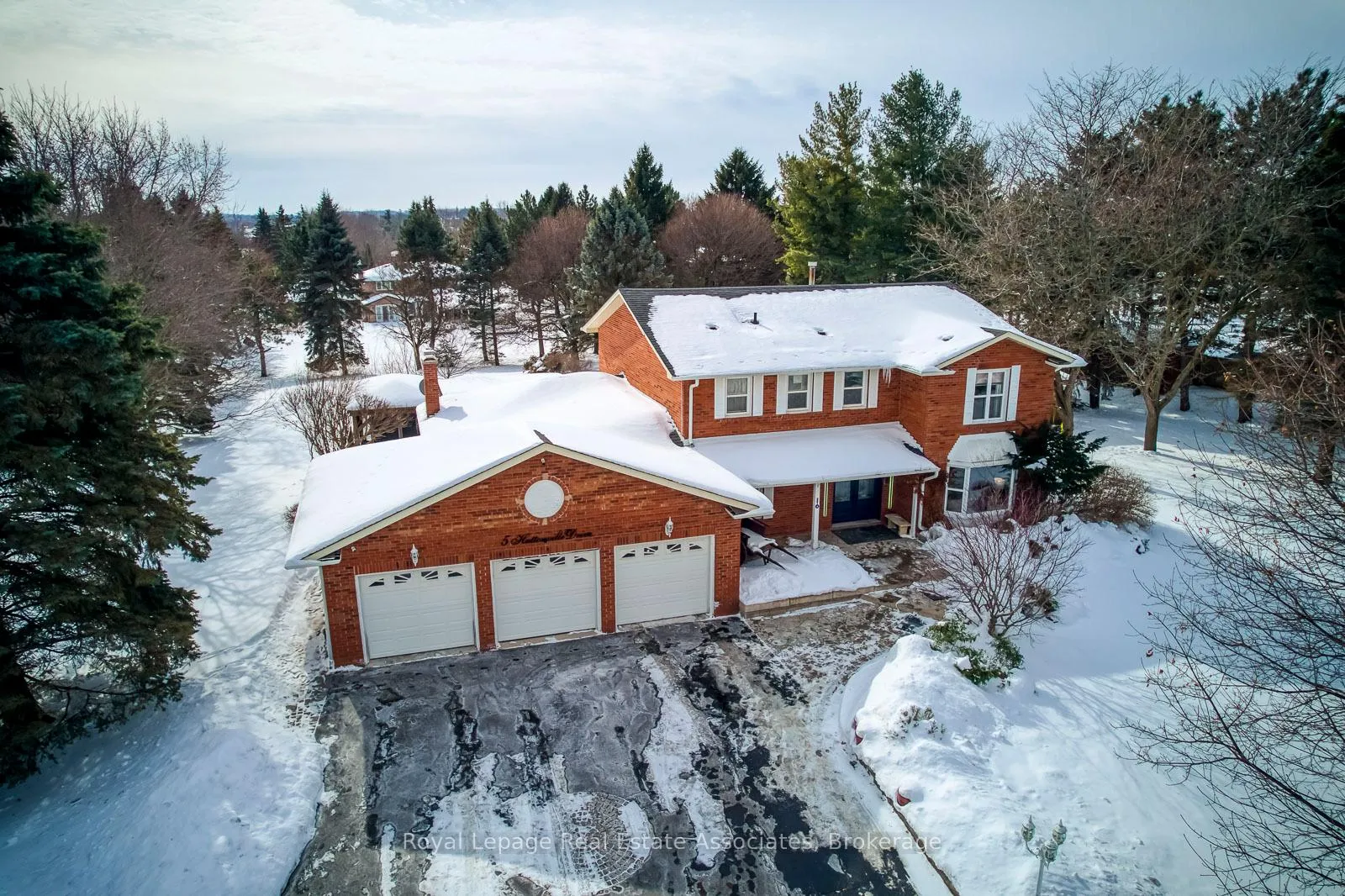 Front of 5 Huttonville Drive
