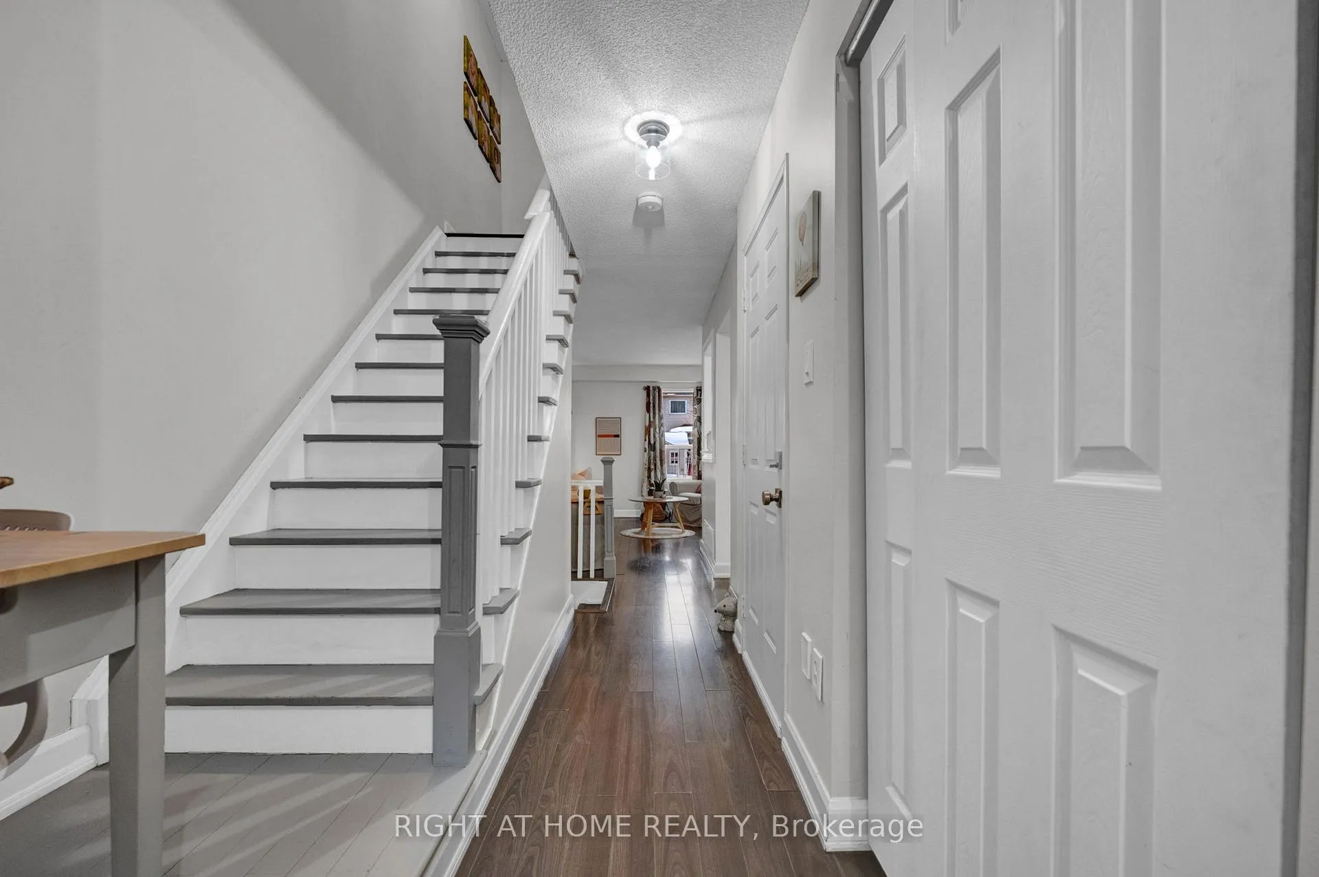 Photo 5 of 83 Somerscales Drive, Clarington, Bowmanville — HOMEH