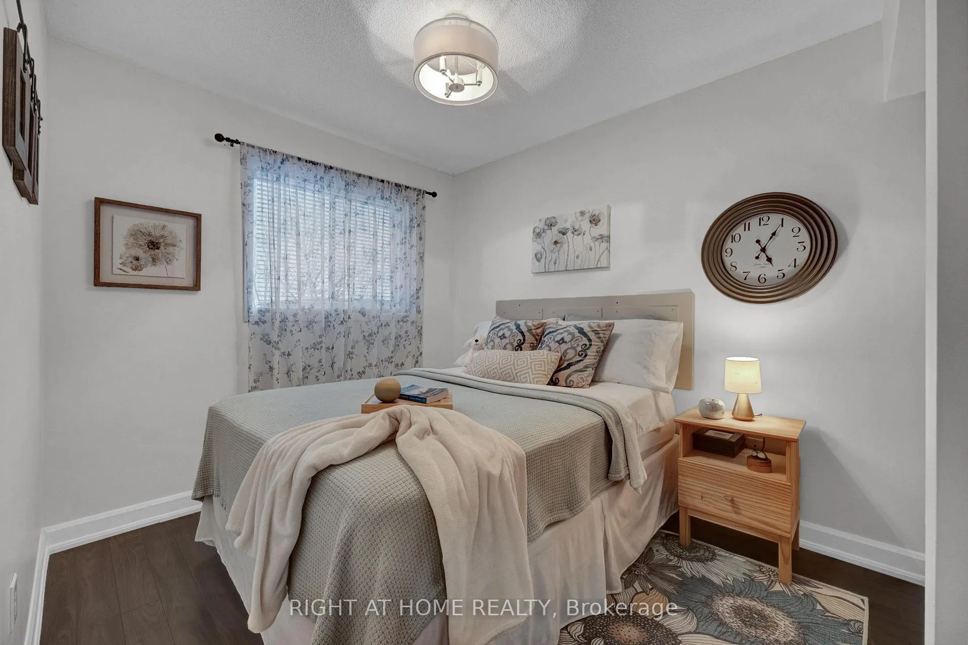 Photo 20 of 83 Somerscales Drive, Clarington, Bowmanville — HOMEH