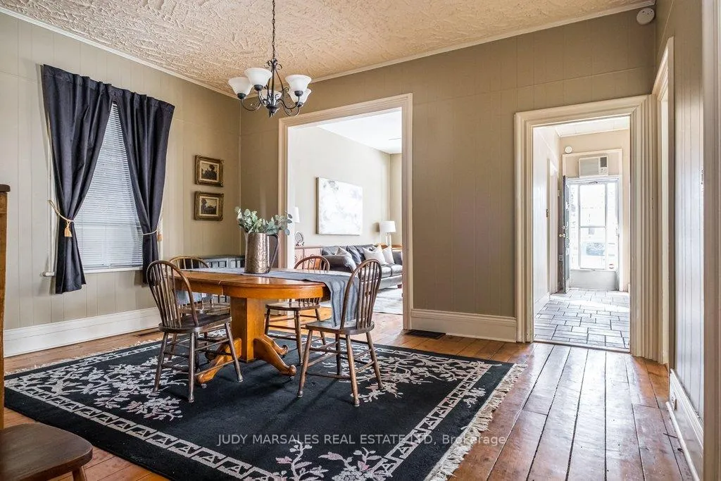 Photo 10 of 50 Macaulay Street W, Hamilton, North End — HOMEH