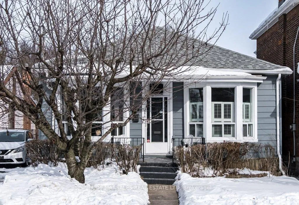 Photo 32 of 50 Macaulay Street W, Hamilton, North End — HOMEH
