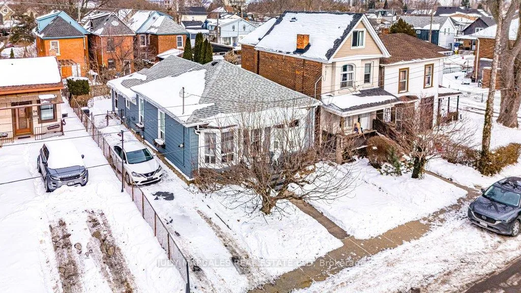 Photo 34 of 50 Macaulay Street W, Hamilton, North End — HOMEH