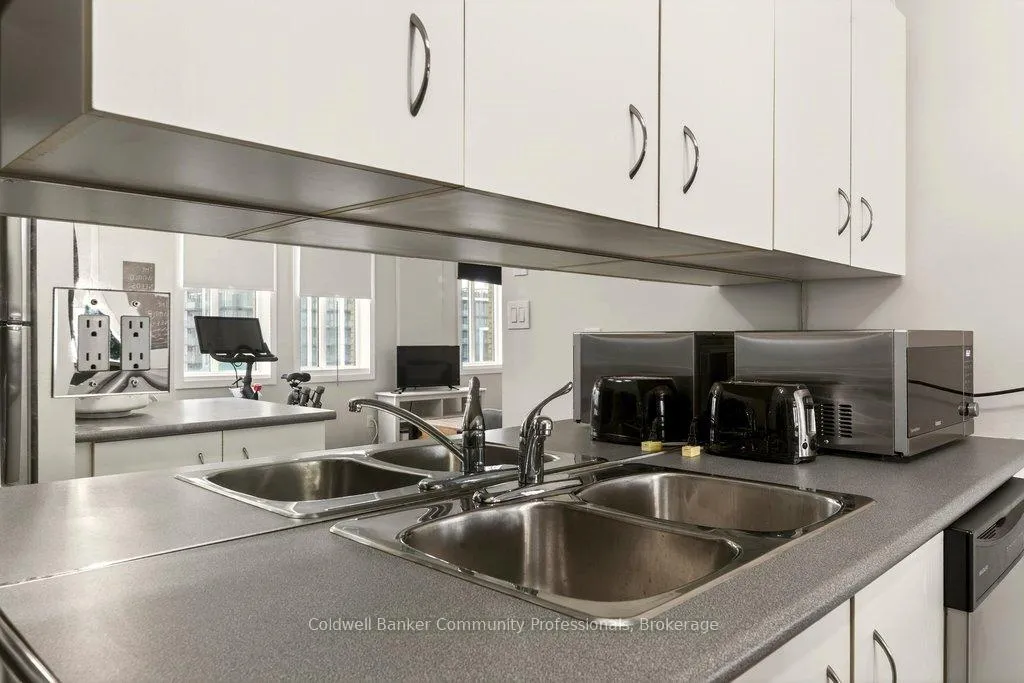 Photo 32 of Unit 1203, 36 James Street S, Hamilton, Central — HOMEH