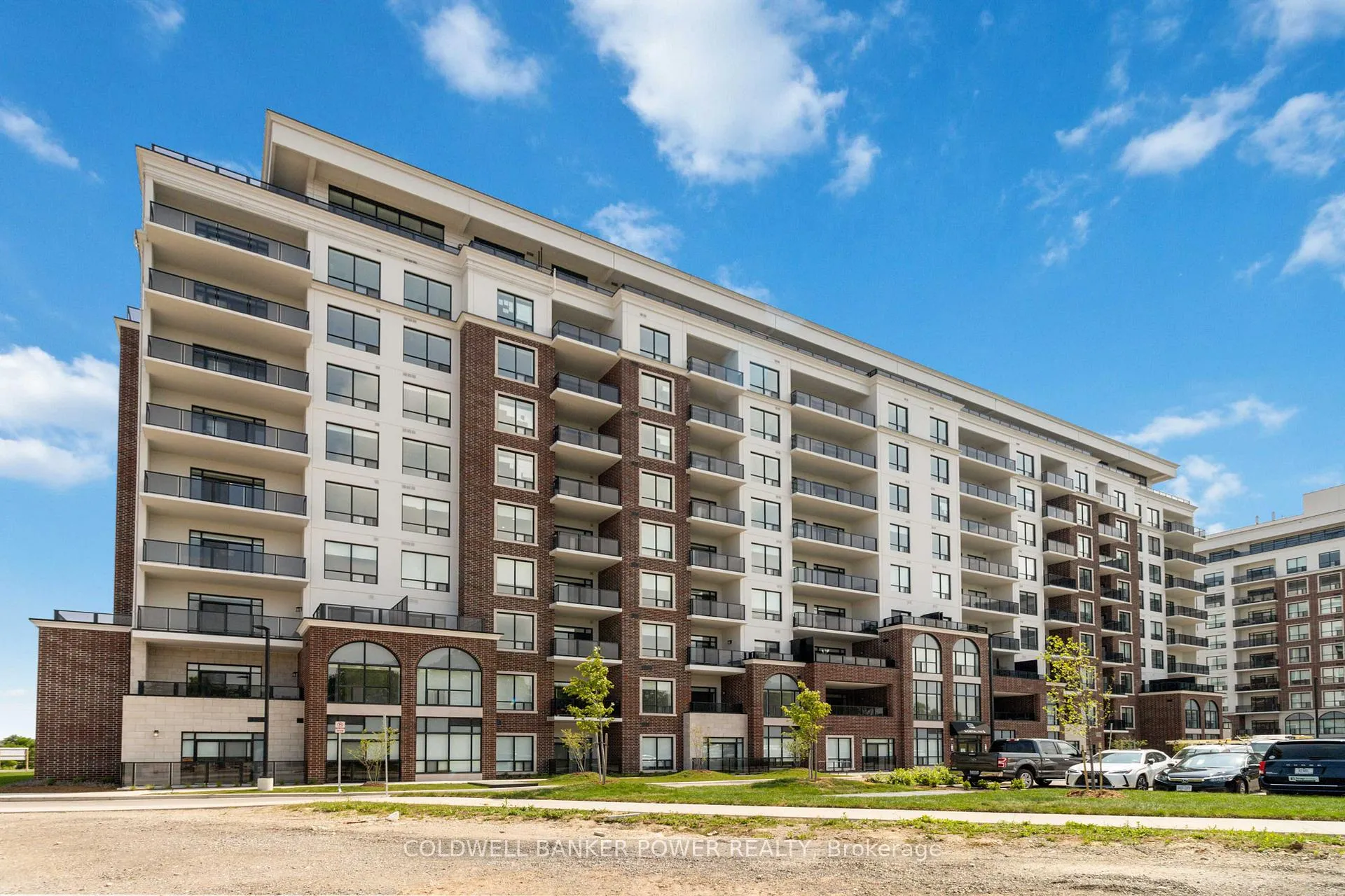 Front of Unit 712, 480 Callaway Road