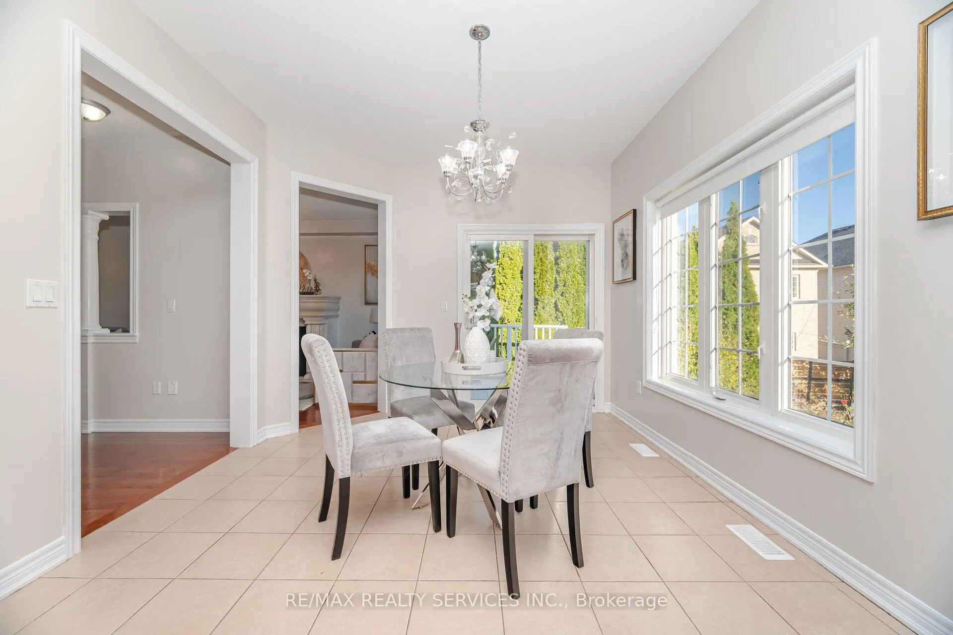 Photo 14 of 71 Ivy Glen Drive, Vaughan, Patterson — HOMEH