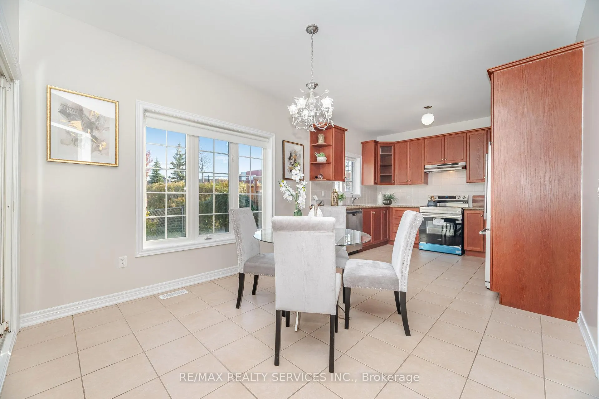 Photo 15 of 71 Ivy Glen Drive, Vaughan, Patterson — HOMEH
