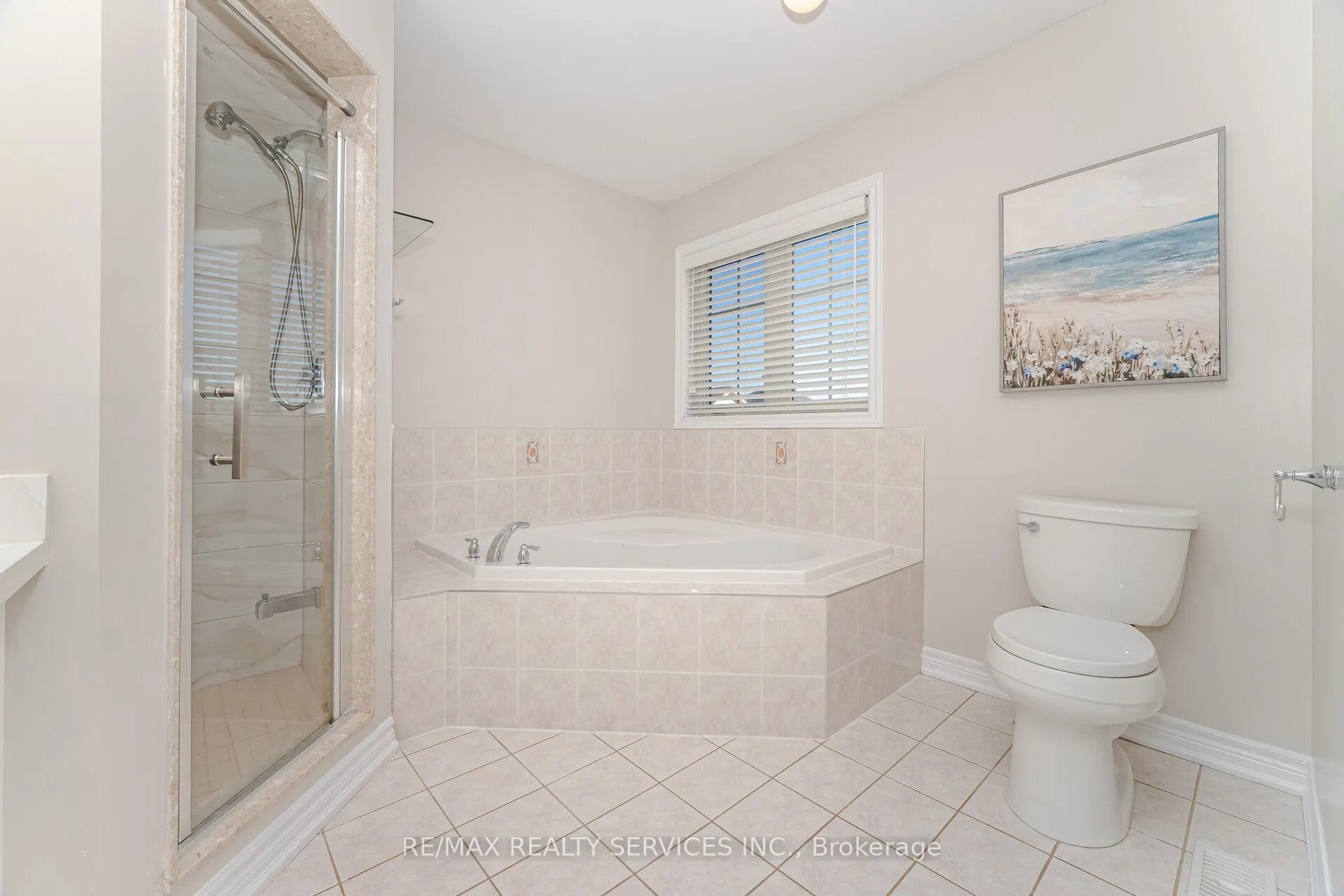 Photo 28 of 71 Ivy Glen Drive, Vaughan, Patterson — HOMEH