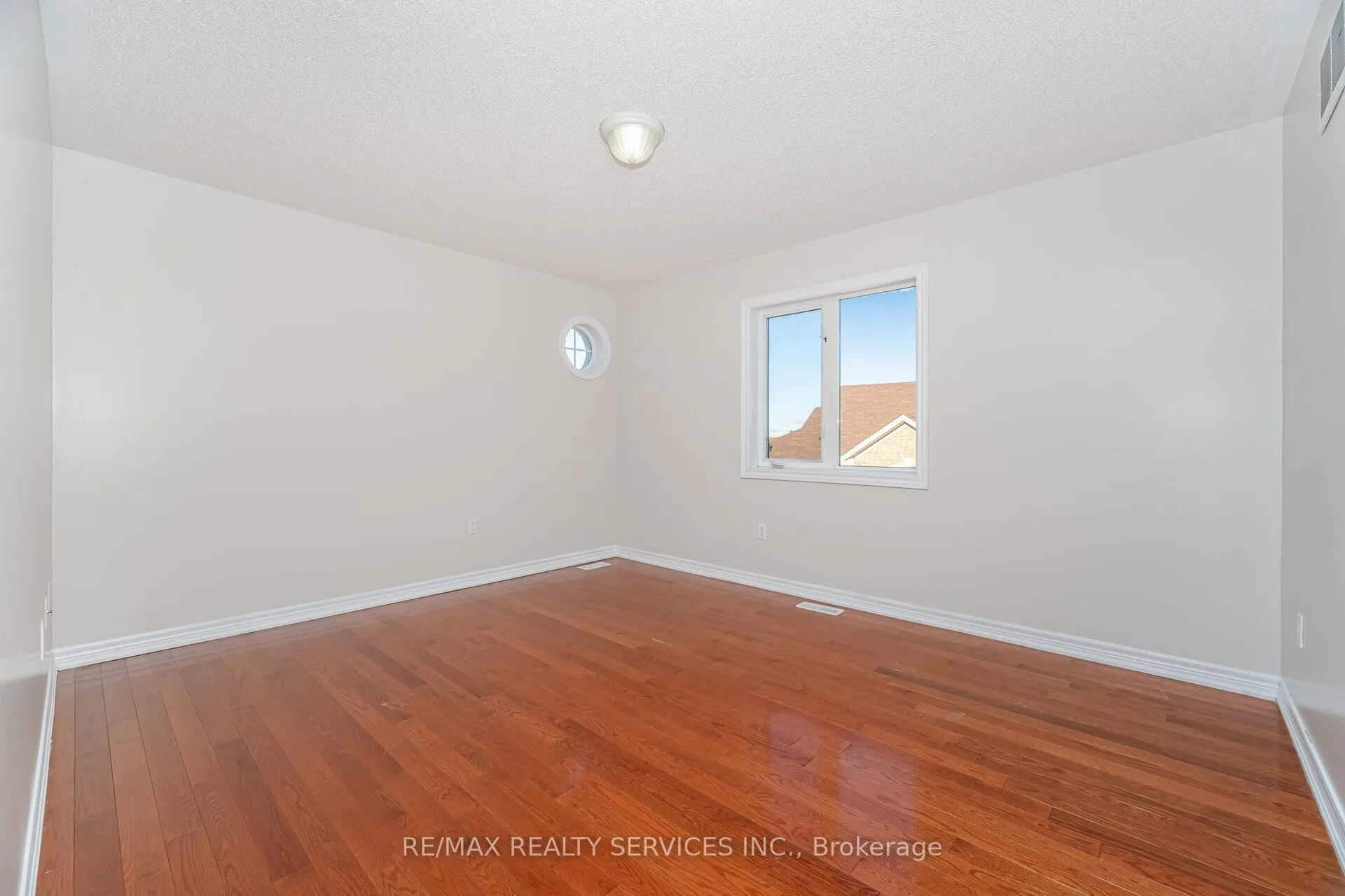 Photo 29 of 71 Ivy Glen Drive, Vaughan, Patterson — HOMEH