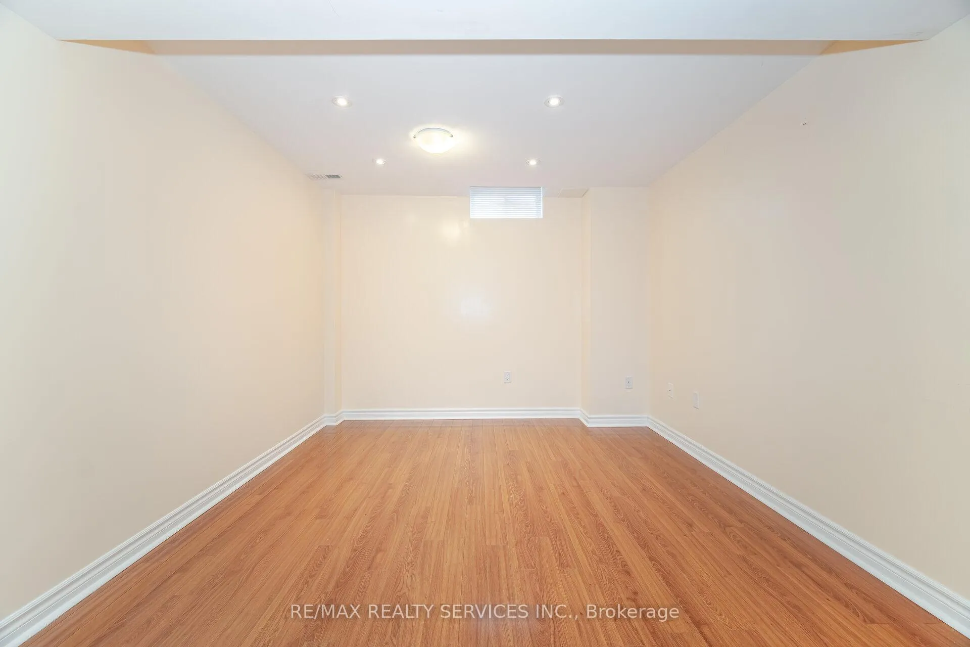 Photo 35 of 71 Ivy Glen Drive, Vaughan, Patterson — HOMEH