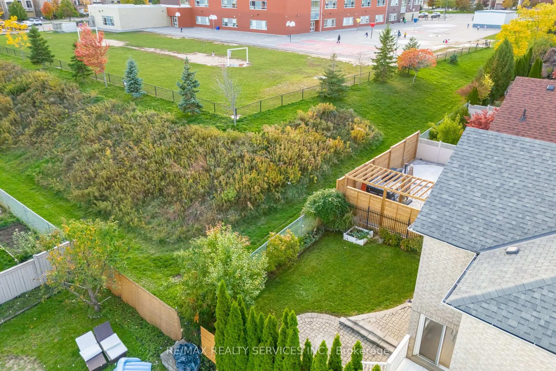 Photo 45 of 71 Ivy Glen Drive, Vaughan, Patterson — HOMEH