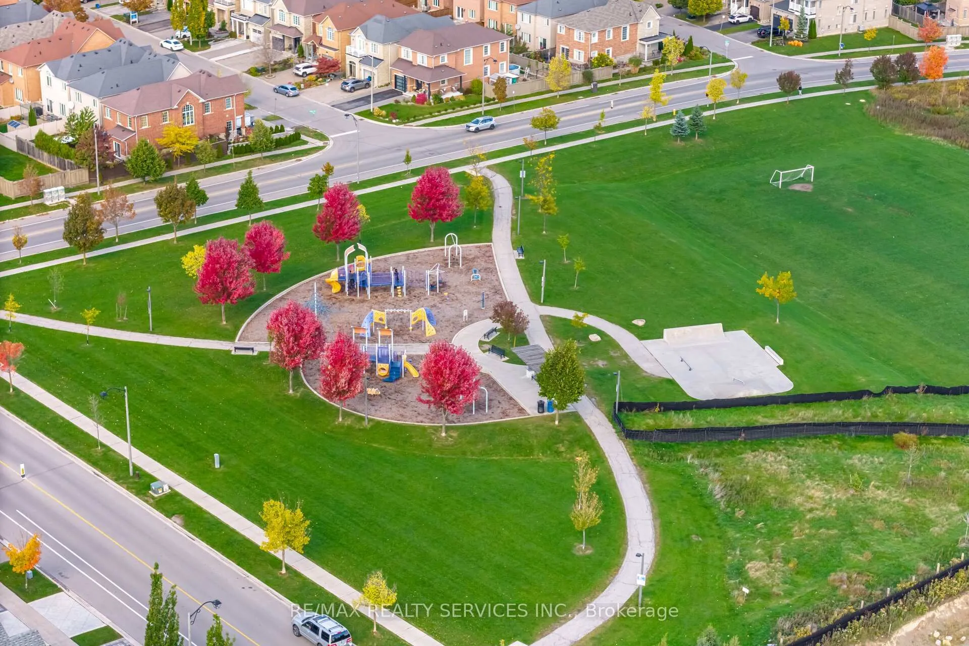 Photo 47 of 71 Ivy Glen Drive, Vaughan, Patterson — HOMEH