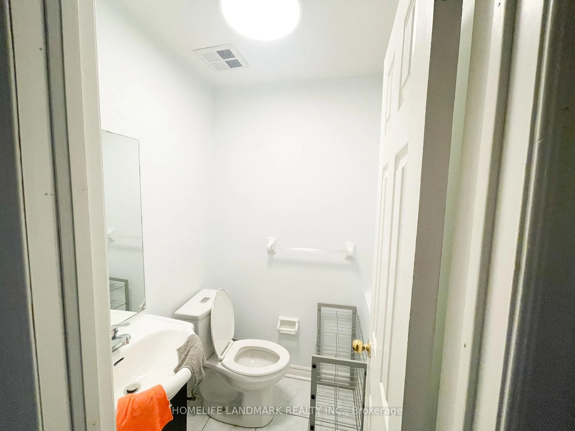 Photo 11 of 272 Milliken Meadows Drive, Markham, Milliken Mills East — HOMEH