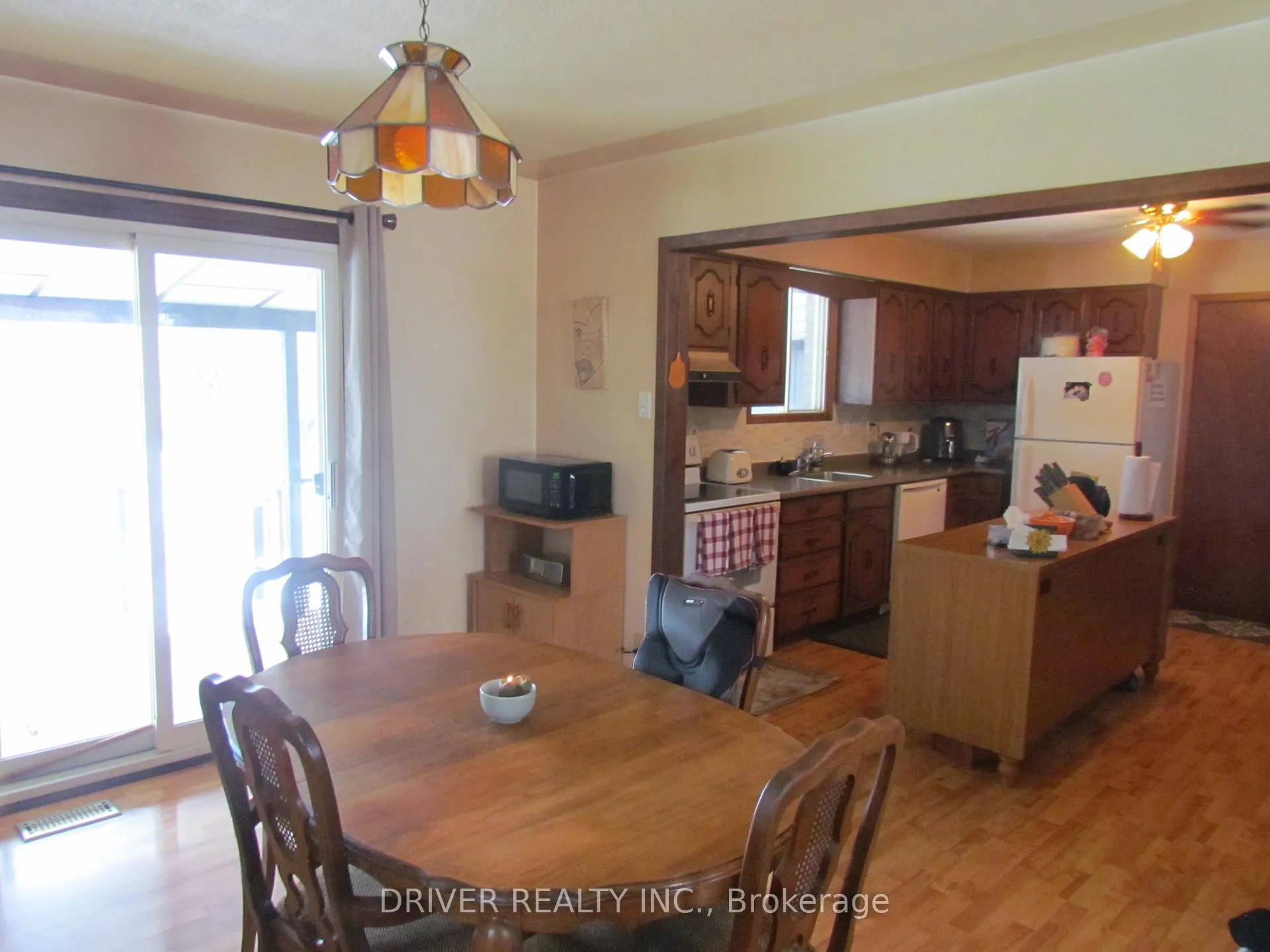 Photo 9 of 2081 Harrietsville Drive, Thames Centre, Rural Thames Centre — HOMEH