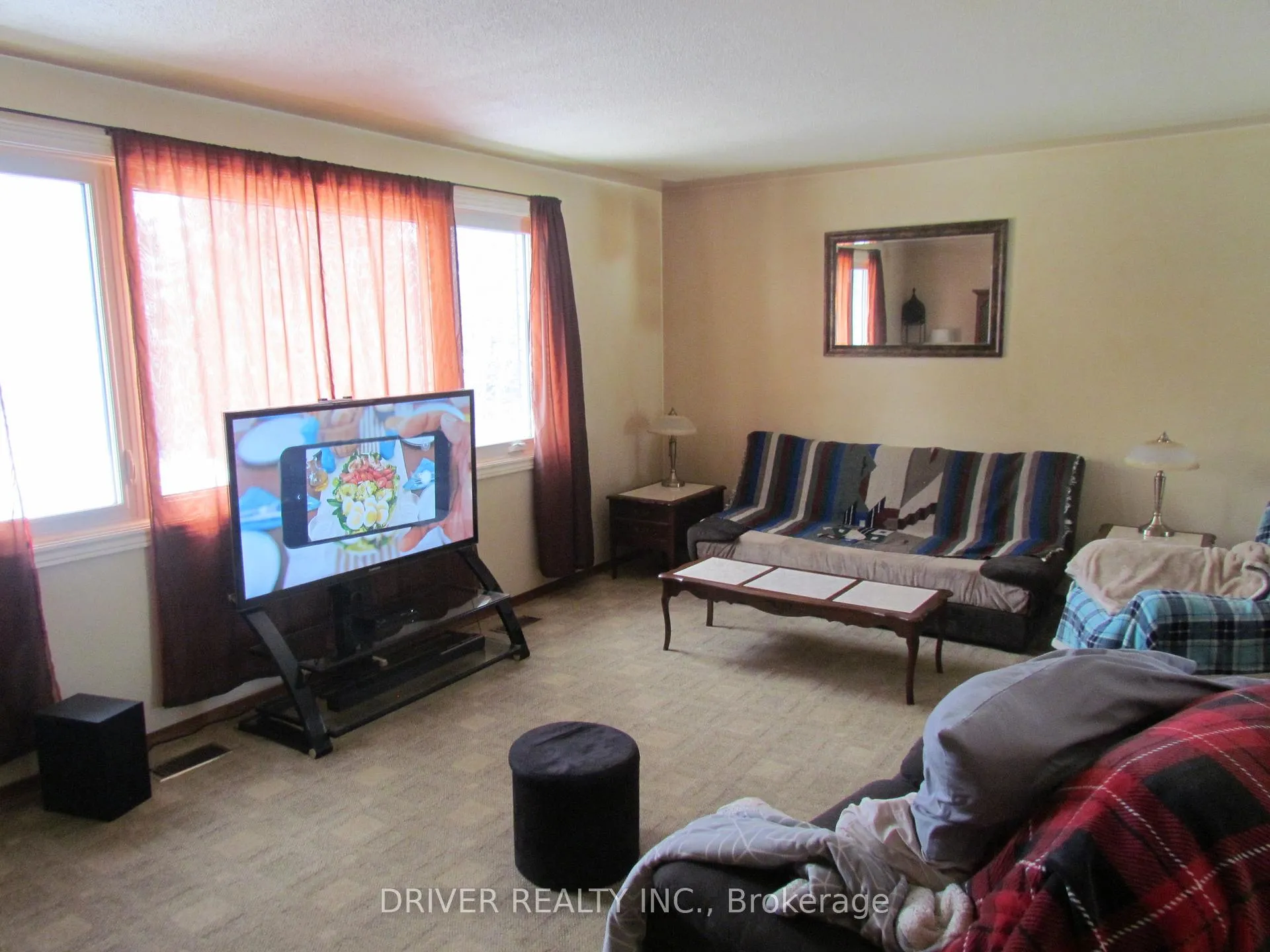 Photo 11 of 2081 Harrietsville Drive, Thames Centre, Rural Thames Centre — HOMEH