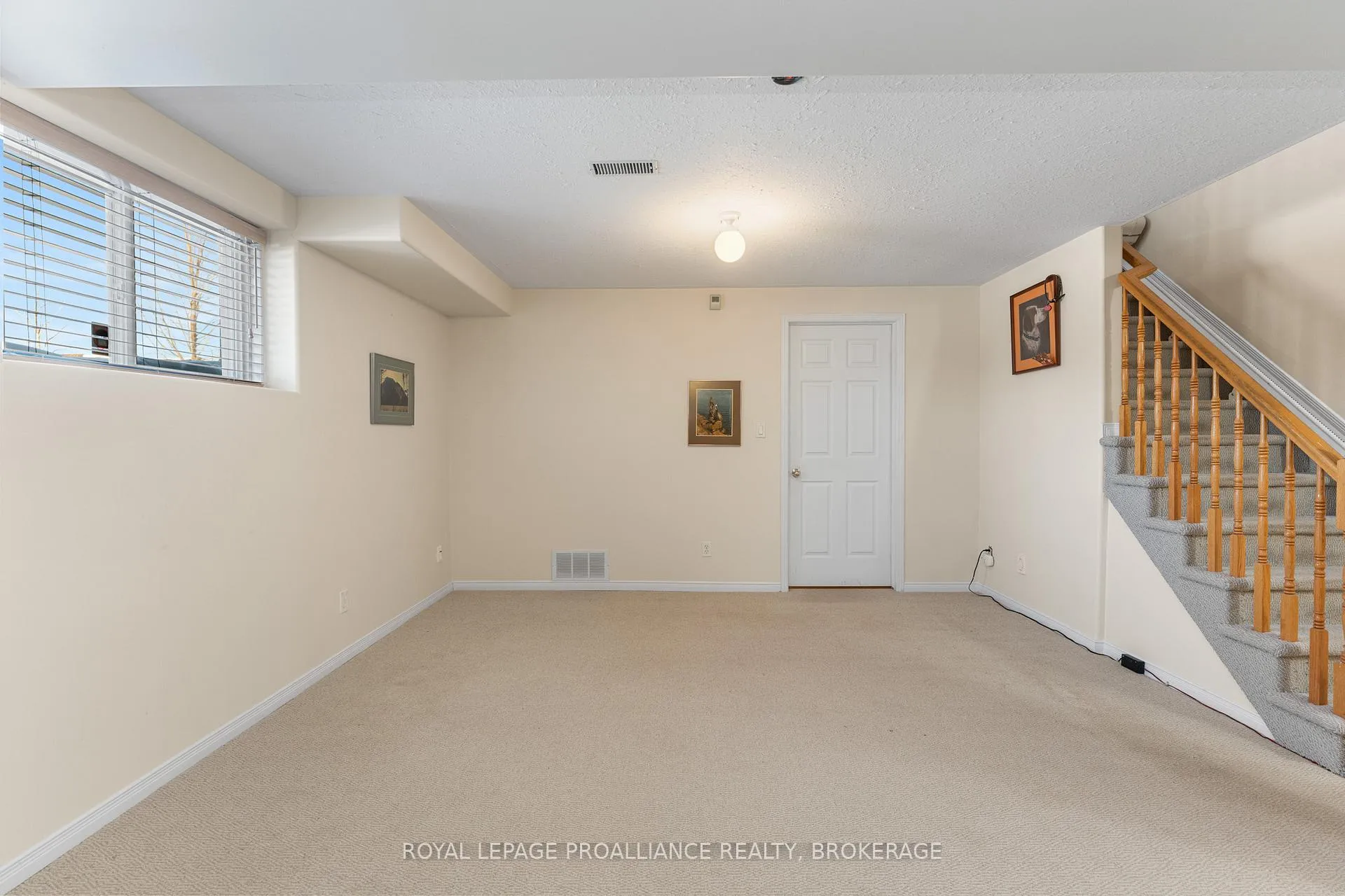 Photo 35 of 322 Emerald Street, Kingston, City Northwest — HOMEH