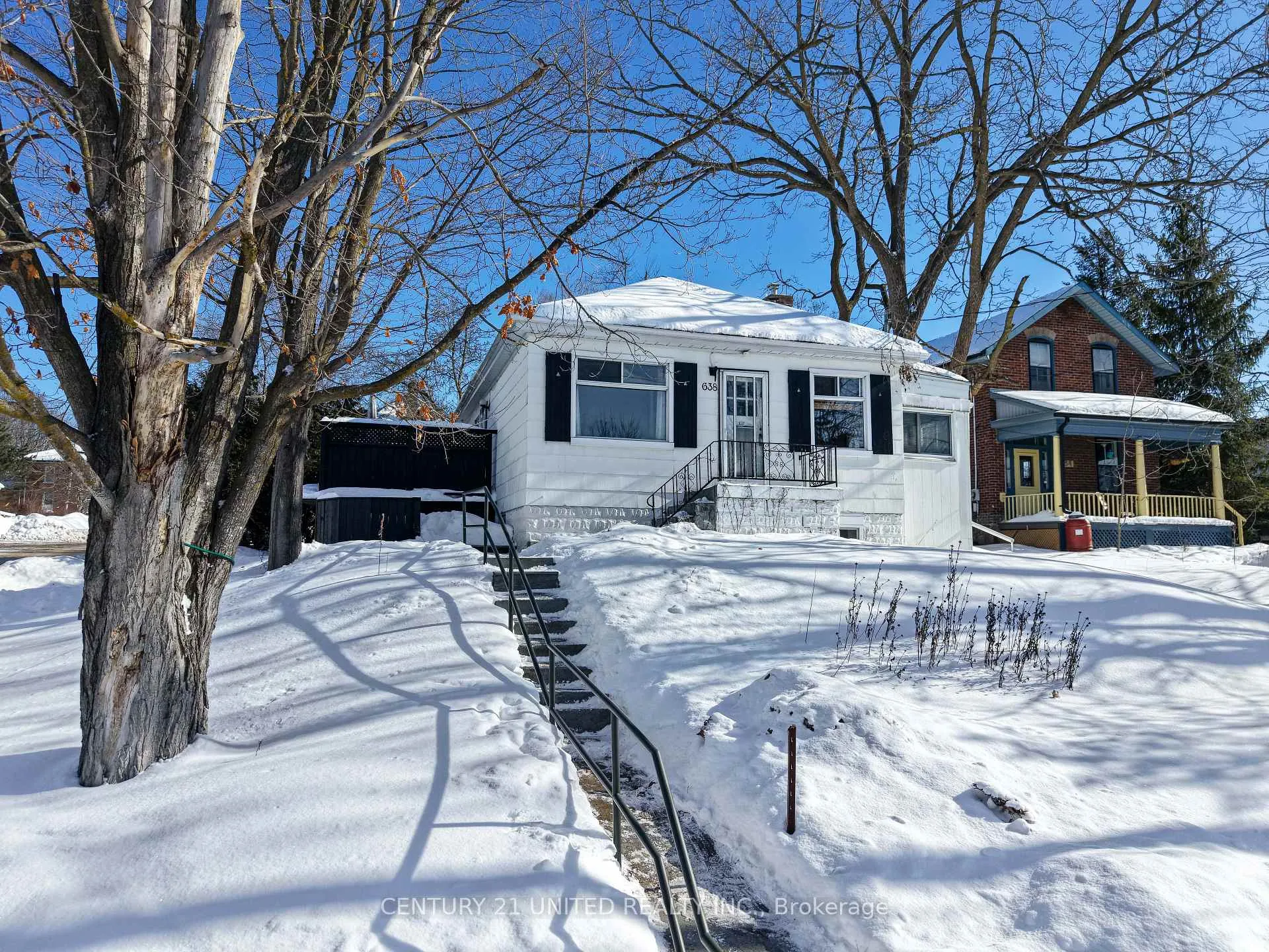 Photo 1 of 638 Rubidge Street, Peterborough, Town Ward 3 — HOMEH