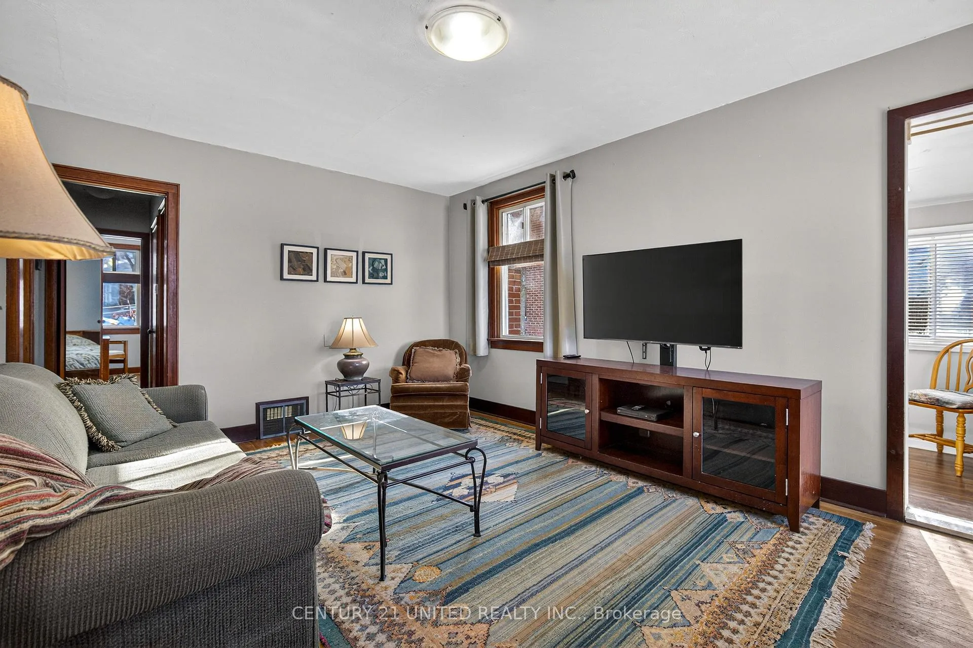 Photo 6 of 638 Rubidge Street, Peterborough, Town Ward 3 — HOMEH