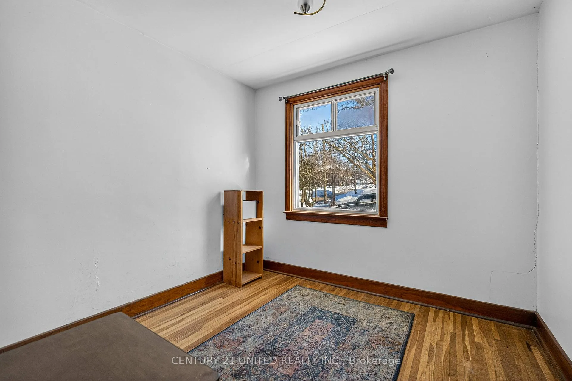 Photo 13 of 638 Rubidge Street, Peterborough, Town Ward 3 — HOMEH
