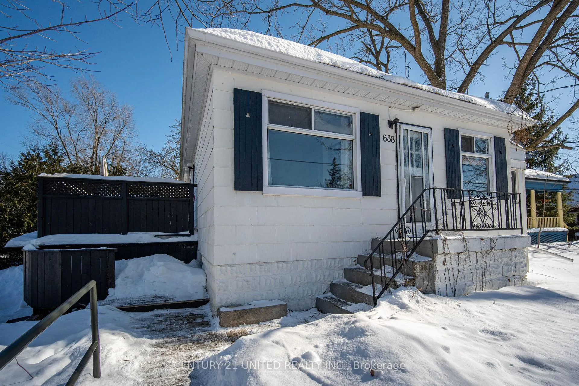 Photo 31 of 638 Rubidge Street, Peterborough, Town Ward 3 — HOMEH