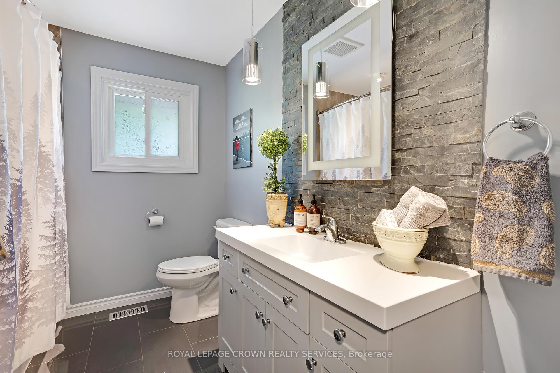 Photo 14 of 54 Water Street, Huron East, Egmondville — HOMEH