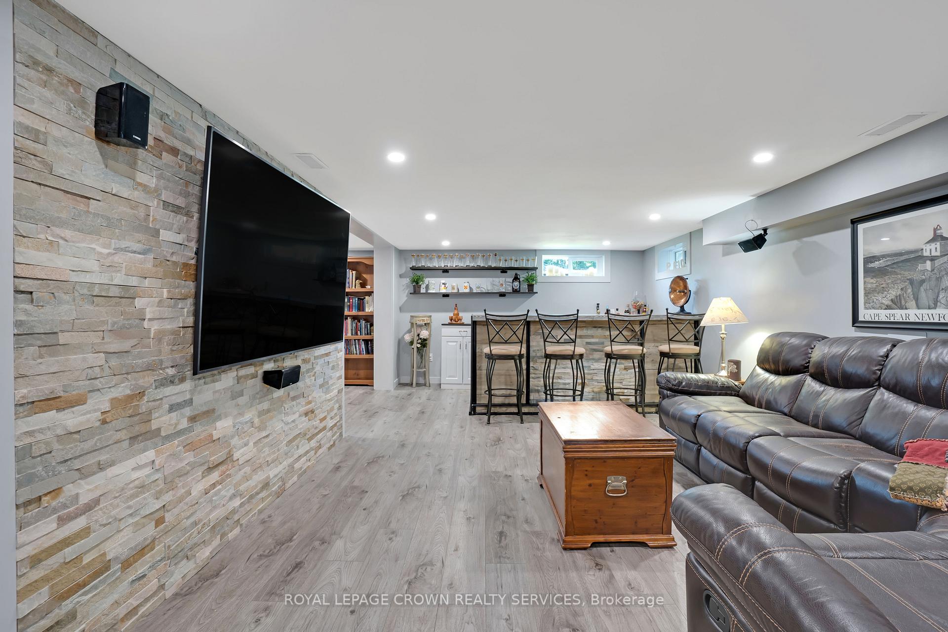 Photo 21 of 54 Water Street, Huron East, Egmondville — HOMEH