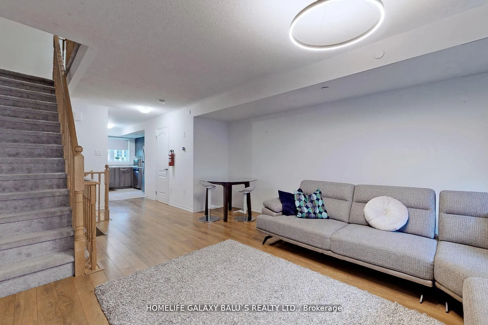 Photo 4 of 46 Filly Path, Oshawa, Windfields — HOMEH