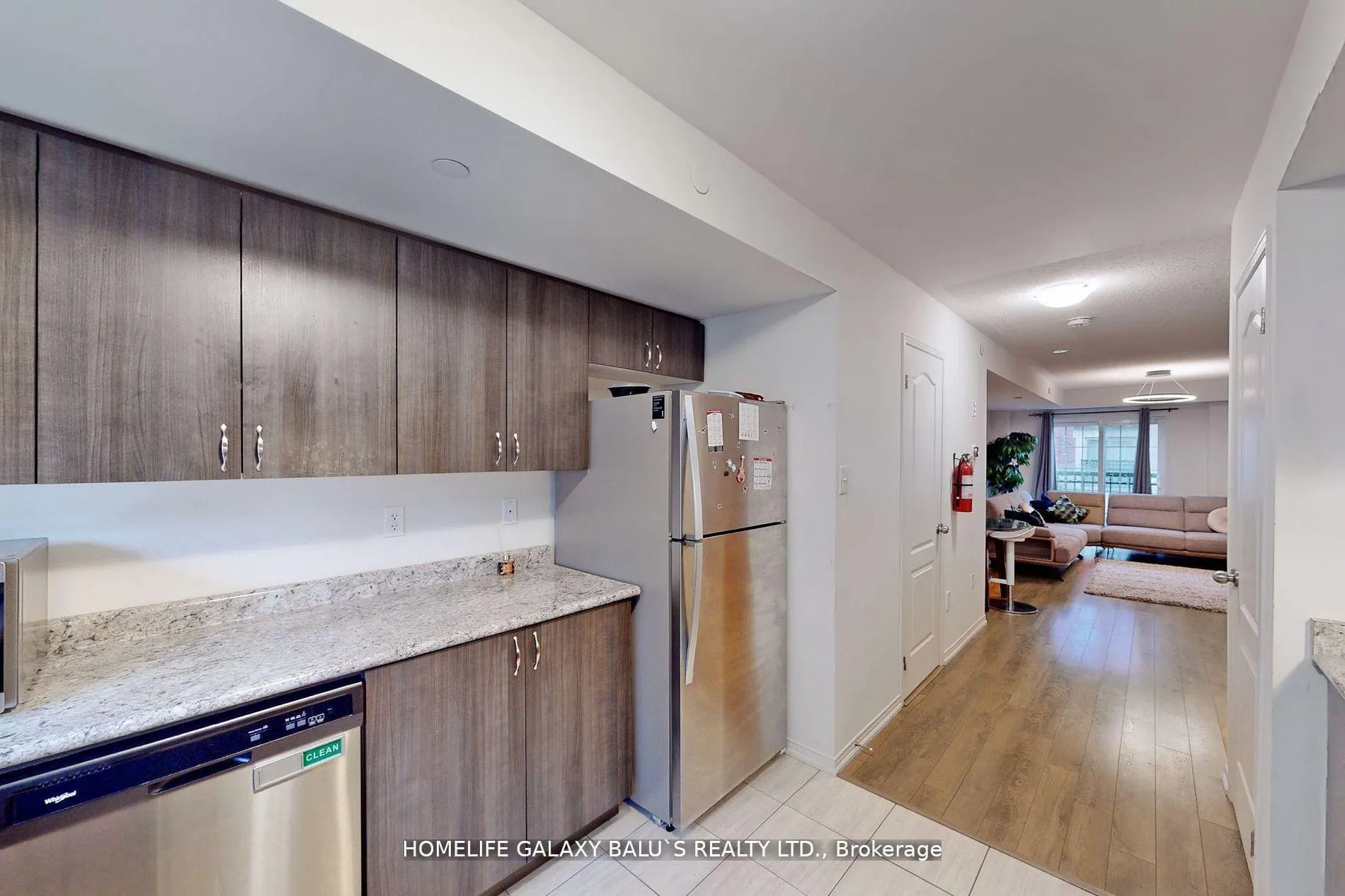 Photo 11 of 46 Filly Path, Oshawa, Windfields — HOMEH