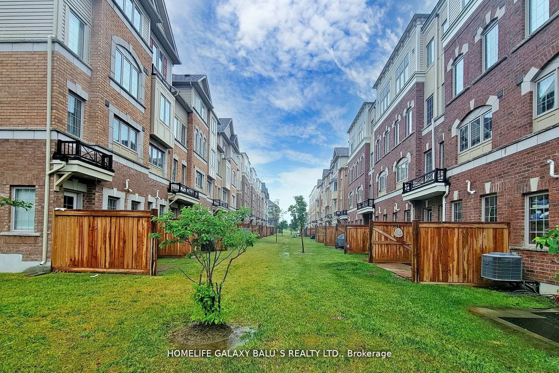 Photo 40 of 46 Filly Path, Oshawa, Windfields — HOMEH