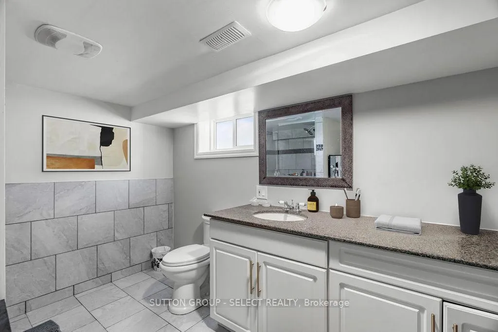Photo 12 of 353 Clarke Road, London, East H — HOMEH