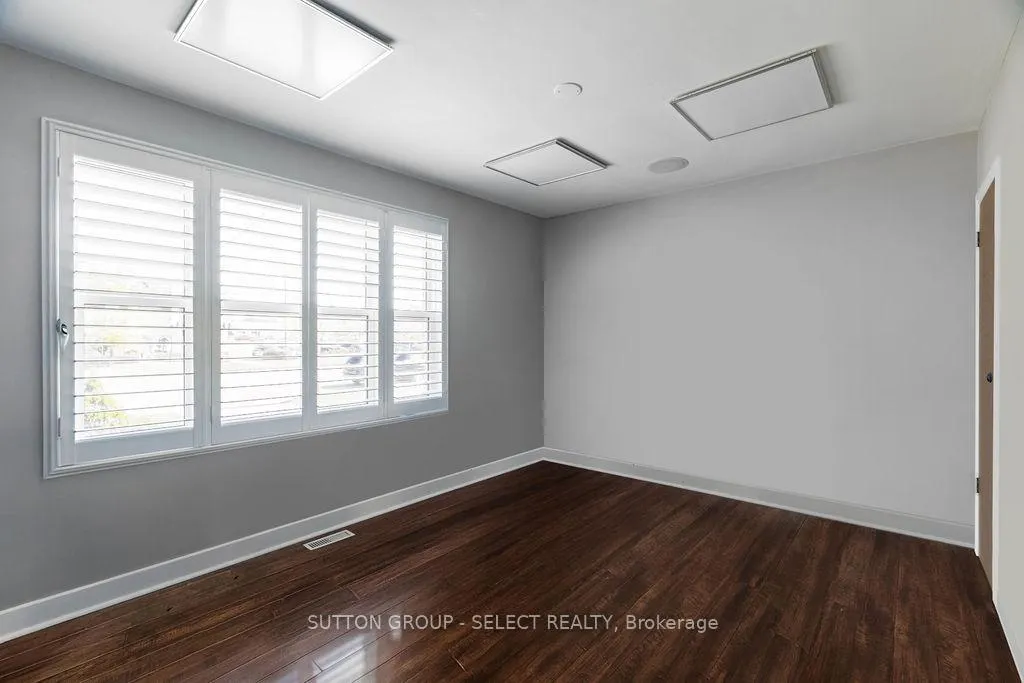 Photo 16 of 353 Clarke Road, London, East H — HOMEH