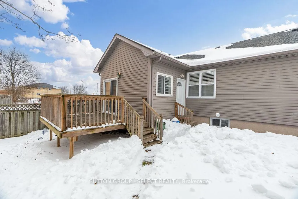 Photo 21 of 353 Clarke Road, London, East H — HOMEH