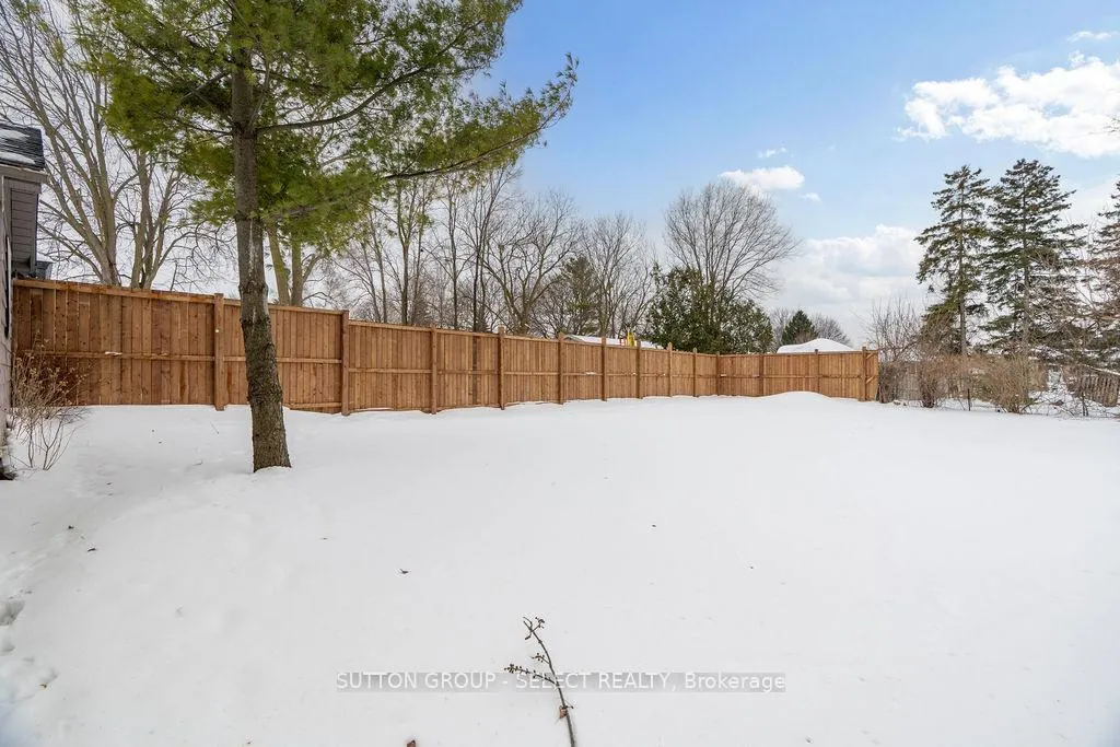 Photo 23 of 353 Clarke Road, London, East H — HOMEH