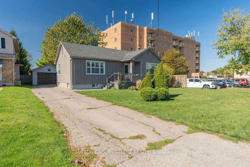 Photo 31 of 353 Clarke Road, London, East H — HOMEH