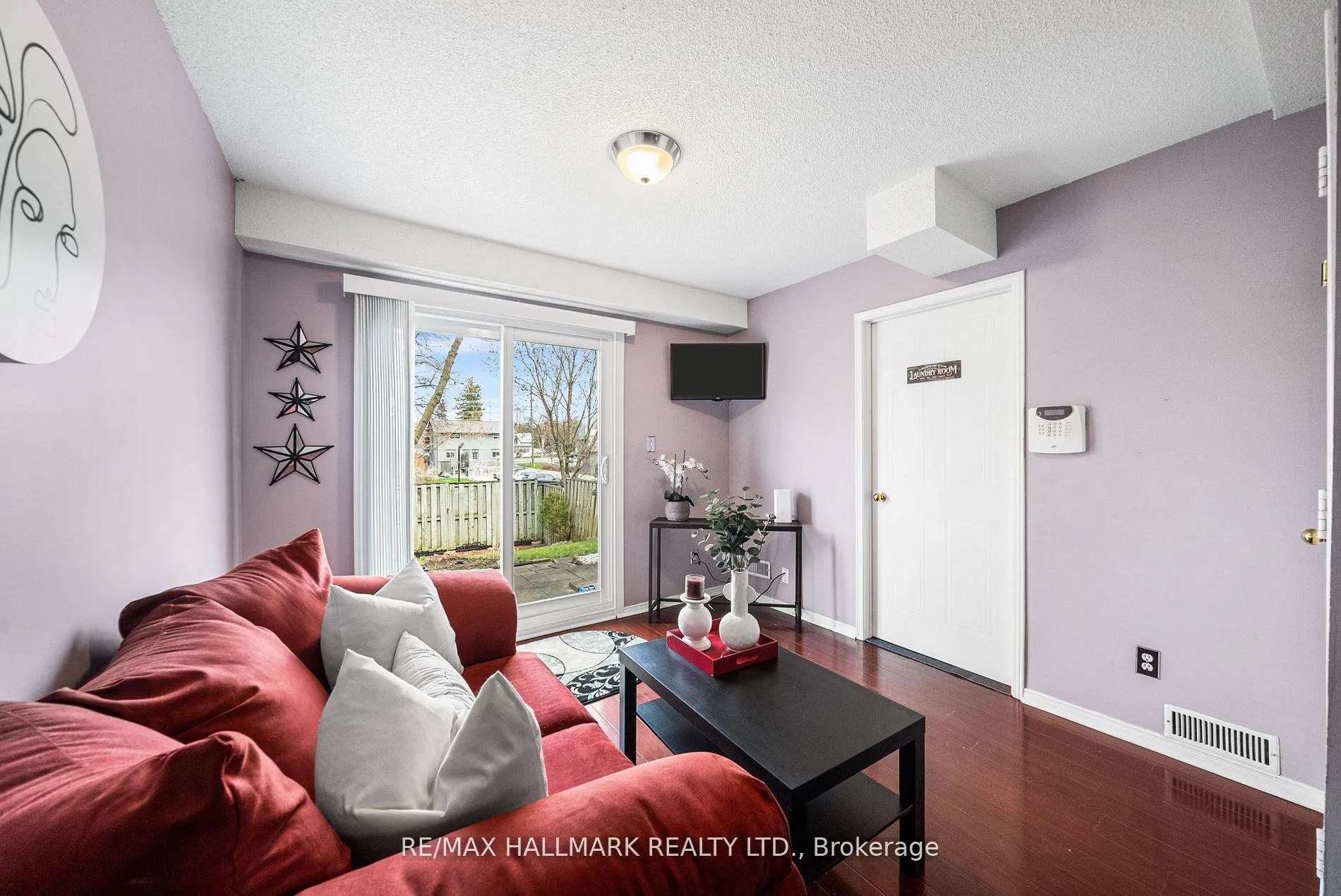 Photo 2 of Unit 18, 1867 Kingston Road, Pickering, Village East — HOMEH
