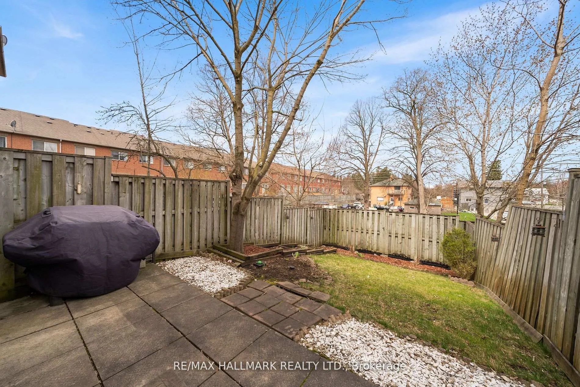 Photo 6 of Unit 18, 1867 Kingston Road, Pickering, Village East — HOMEH