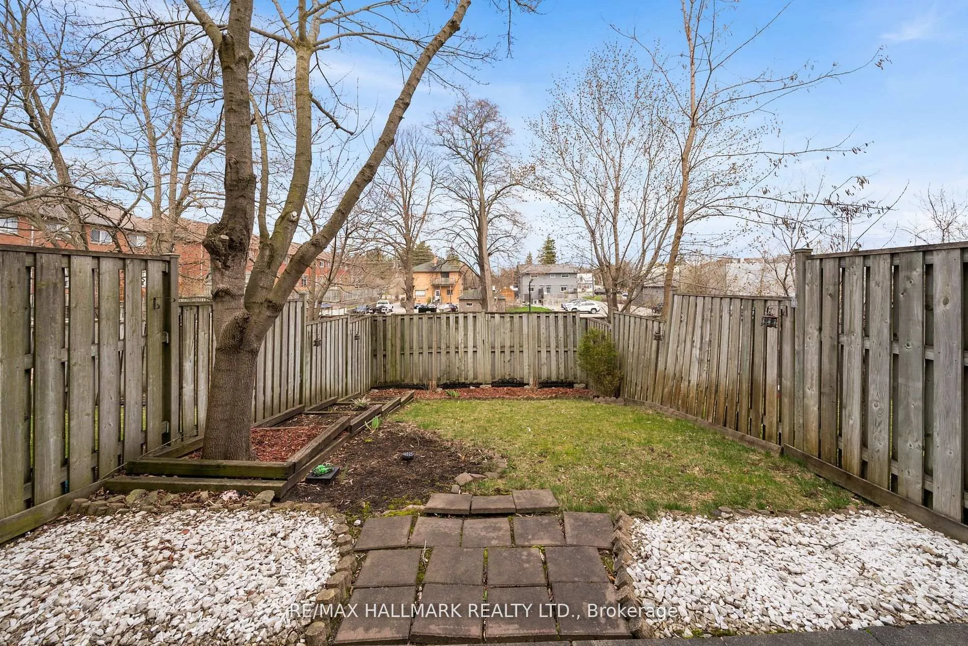 Photo 7 of Unit 18, 1867 Kingston Road, Pickering, Village East — HOMEH