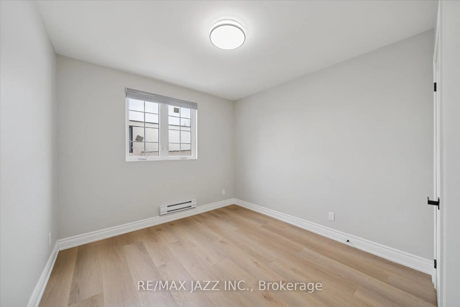 Photo 10 of Unit 203, 251 Simcoe Street S, Oshawa, Central — HOMEH
