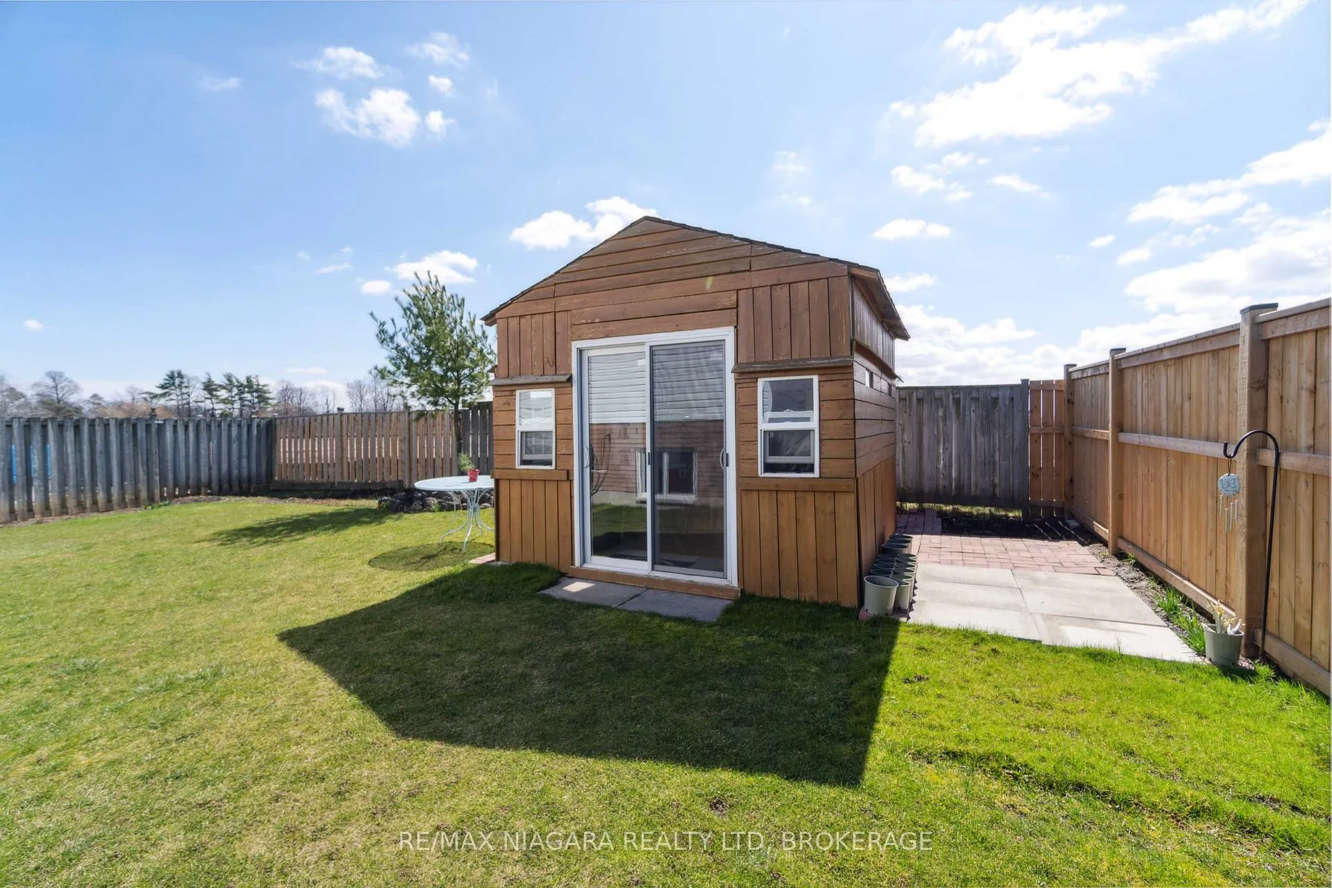 Photo 15 of 7516 Monastery Drive, Niagara Falls, Mt. Carmel — HOMEH