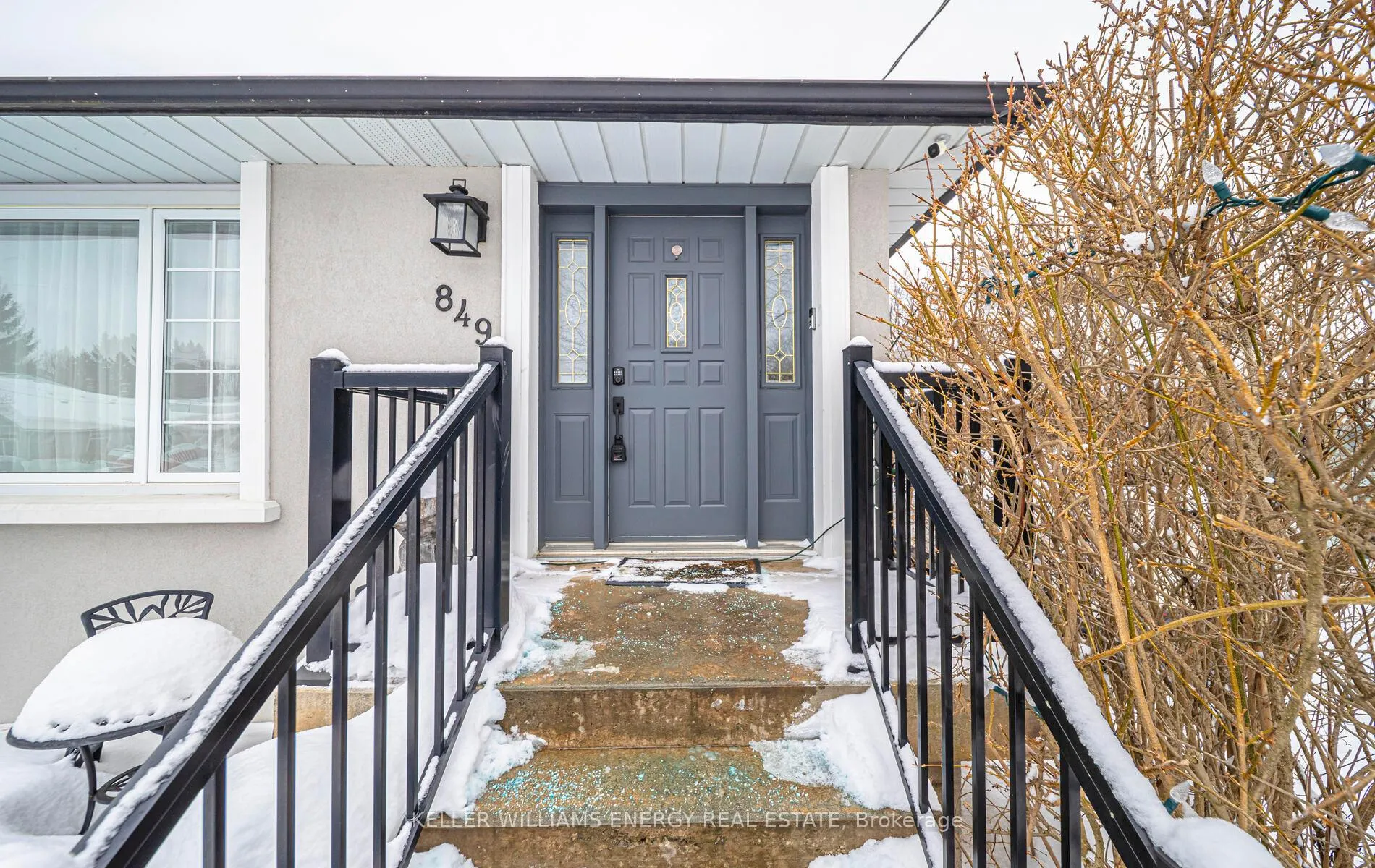 Photo 5 of 849 Byron Street N, Whitby, Williamsburg — HOMEH