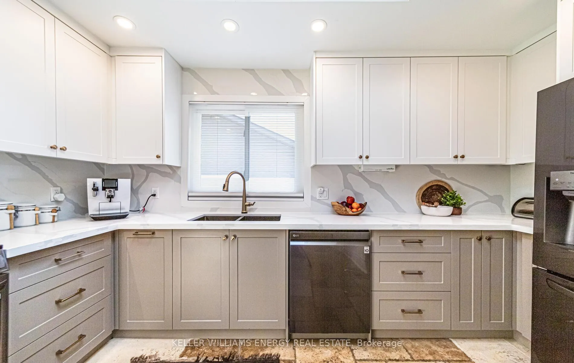 Photo 20 of 849 Byron Street N, Whitby, Williamsburg — HOMEH