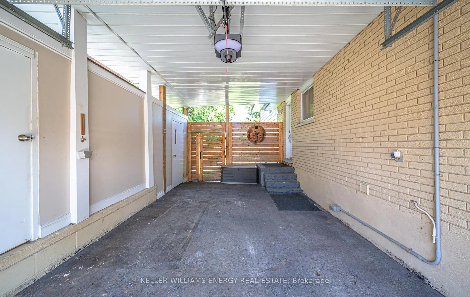 Photo 39 of 849 Byron Street N, Whitby, Williamsburg — HOMEH
