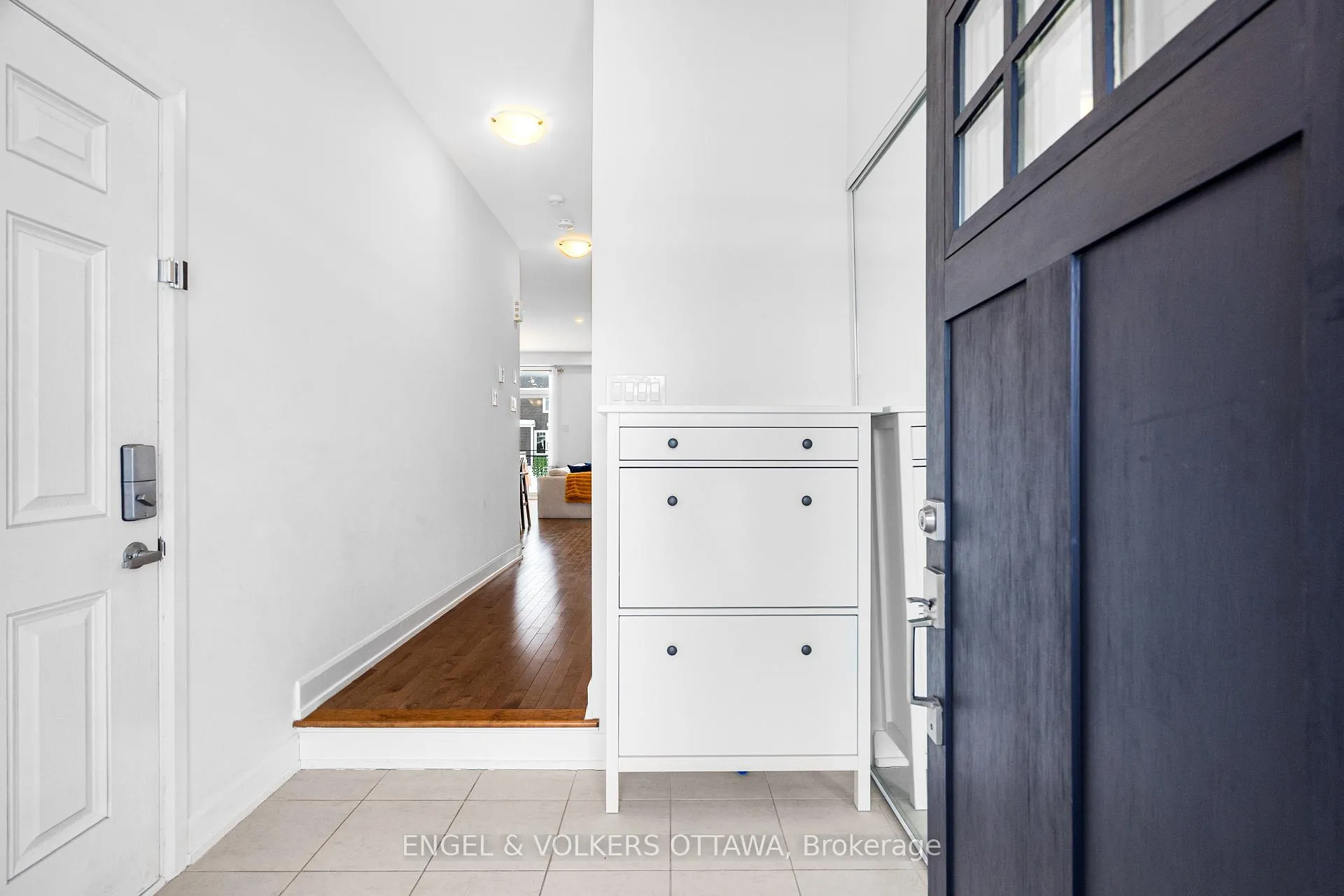 Photo 4 of 56 Gardenpost Terrace, Ottawa, Avalon West — HOMEH