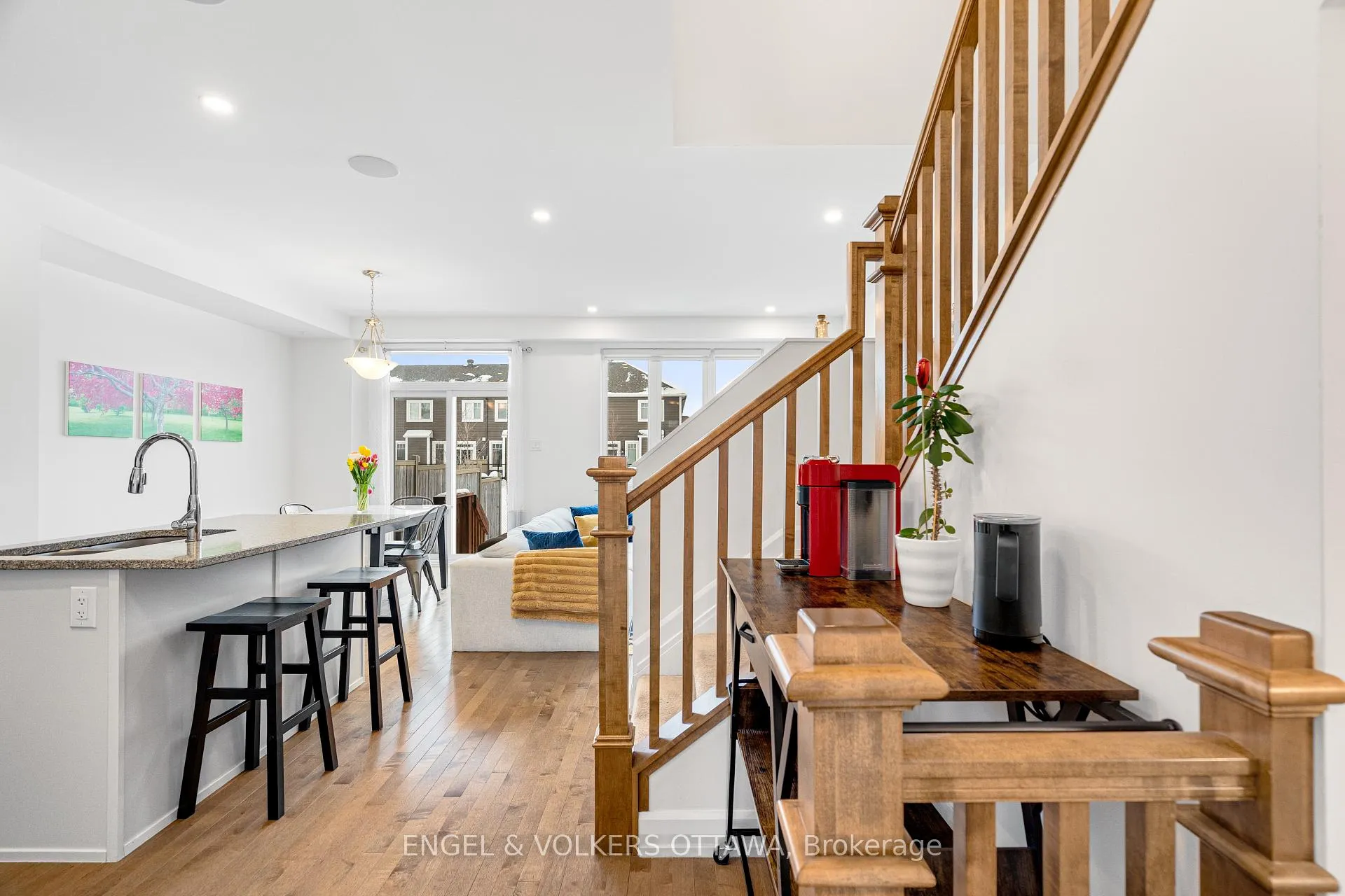 Photo 6 of 56 Gardenpost Terrace, Ottawa, Avalon West — HOMEH