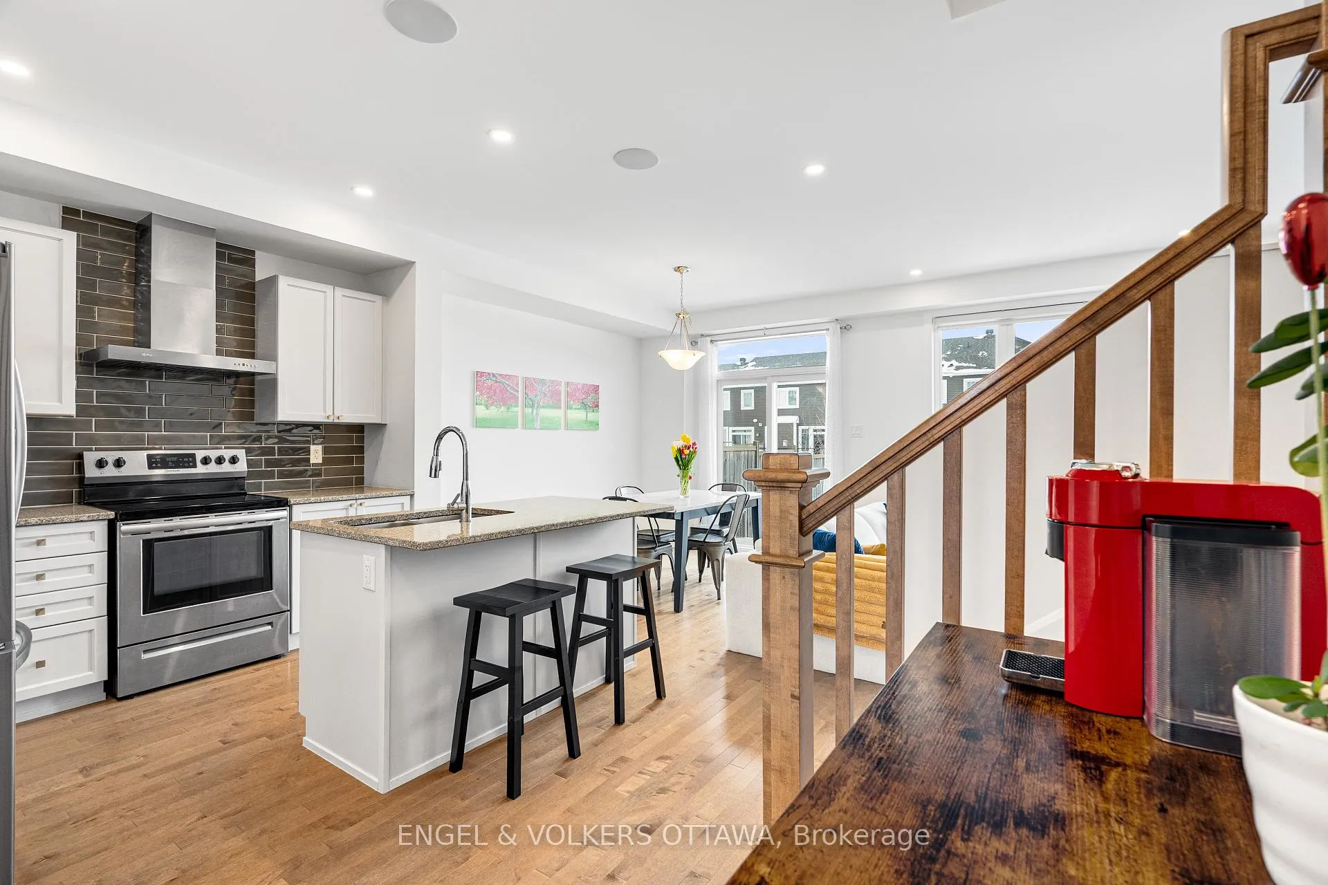 Photo 7 of 56 Gardenpost Terrace, Ottawa, Avalon West — HOMEH