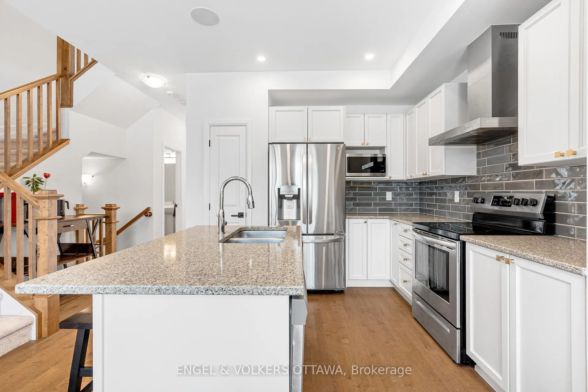 Photo 13 of 56 Gardenpost Terrace, Ottawa, Avalon West — HOMEH