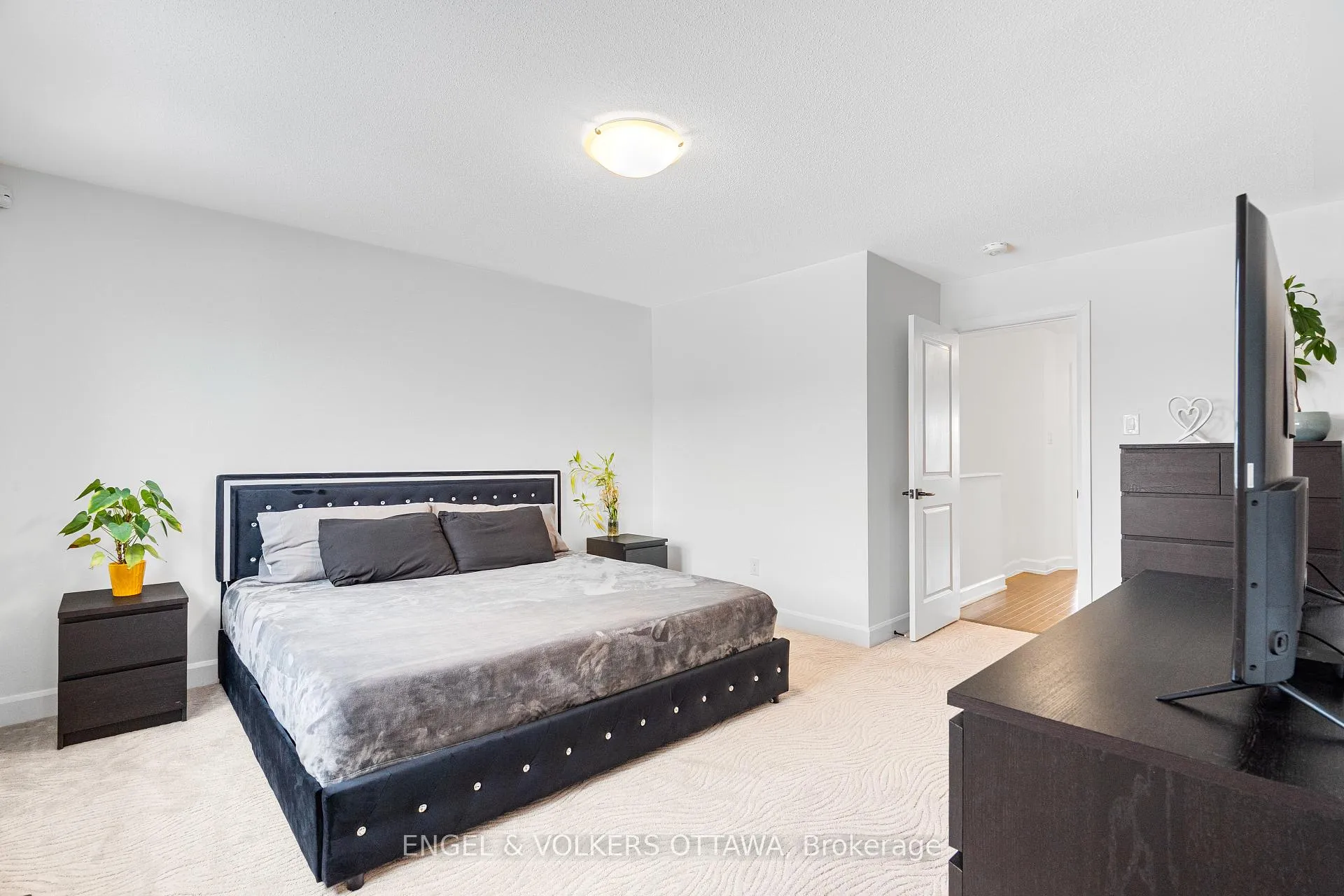 Photo 30 of 56 Gardenpost Terrace, Ottawa, Avalon West — HOMEH