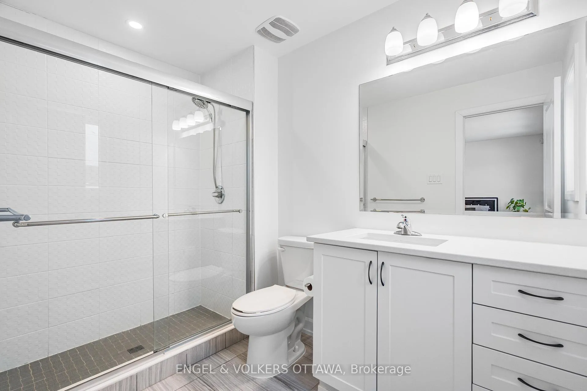 Photo 31 of 56 Gardenpost Terrace, Ottawa, Avalon West — HOMEH