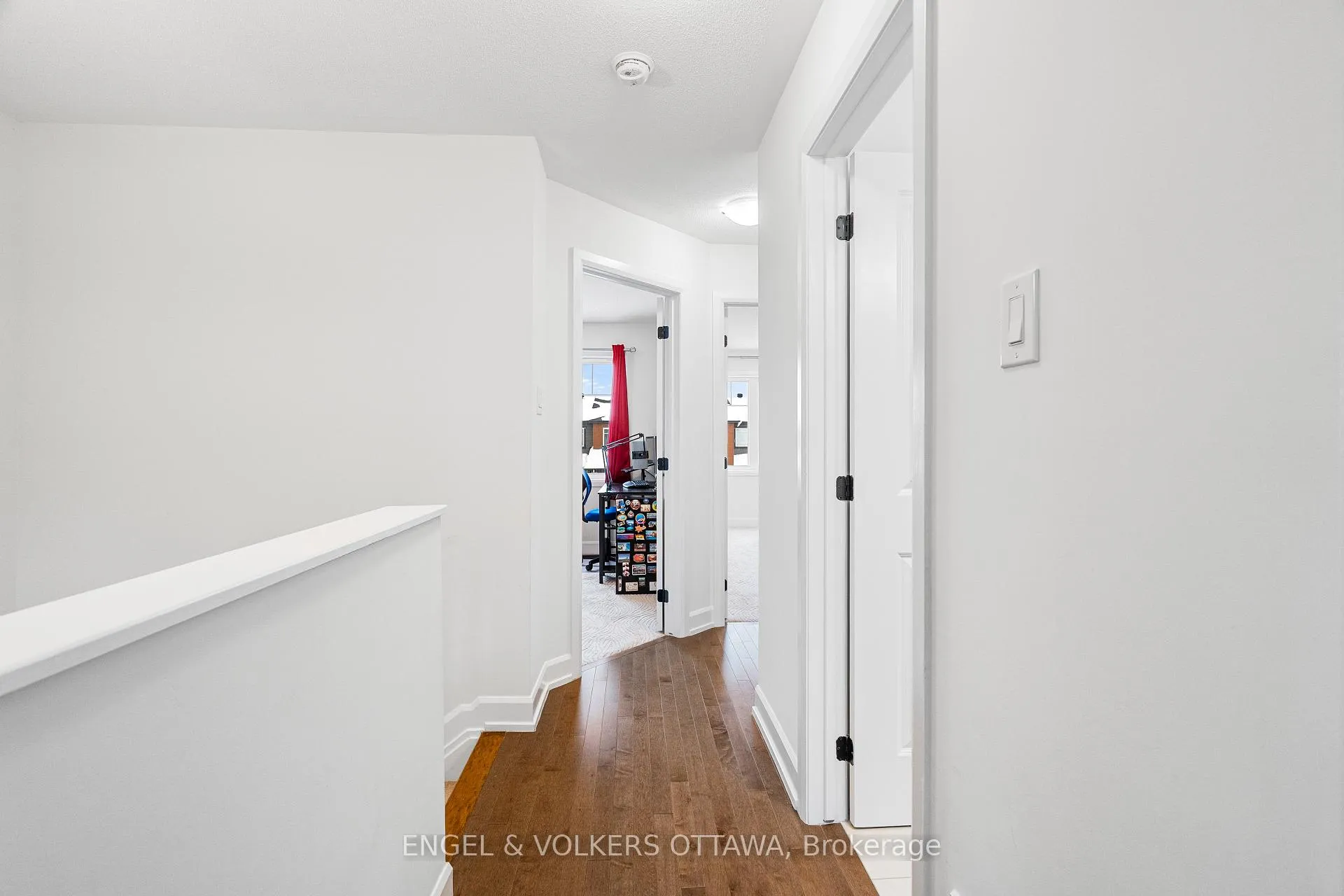 Photo 33 of 56 Gardenpost Terrace, Ottawa, Avalon West — HOMEH