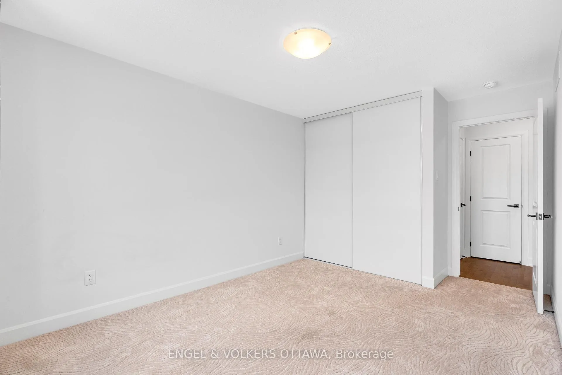 Photo 36 of 56 Gardenpost Terrace, Ottawa, Avalon West — HOMEH