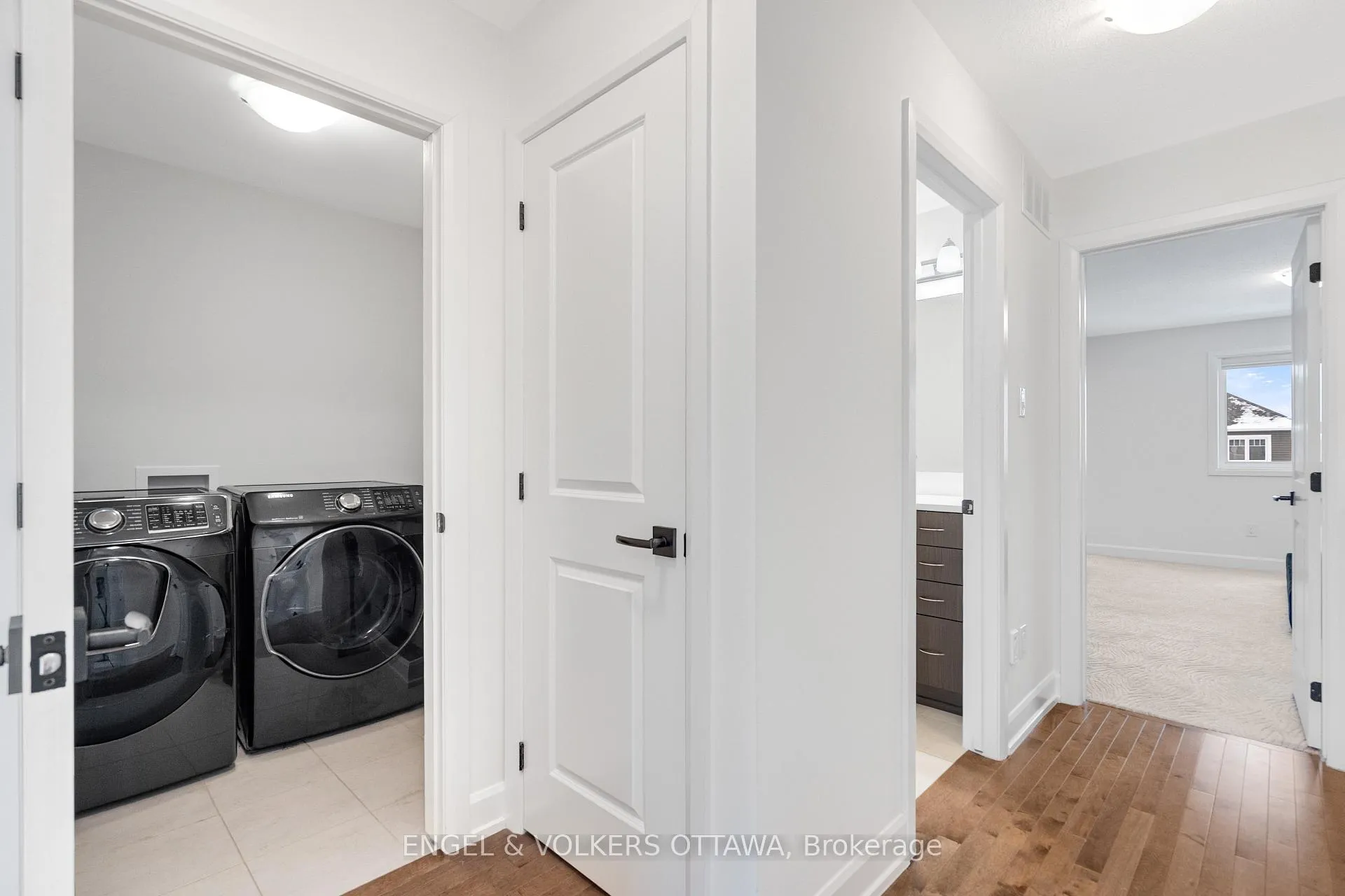 Photo 38 of 56 Gardenpost Terrace, Ottawa, Avalon West — HOMEH